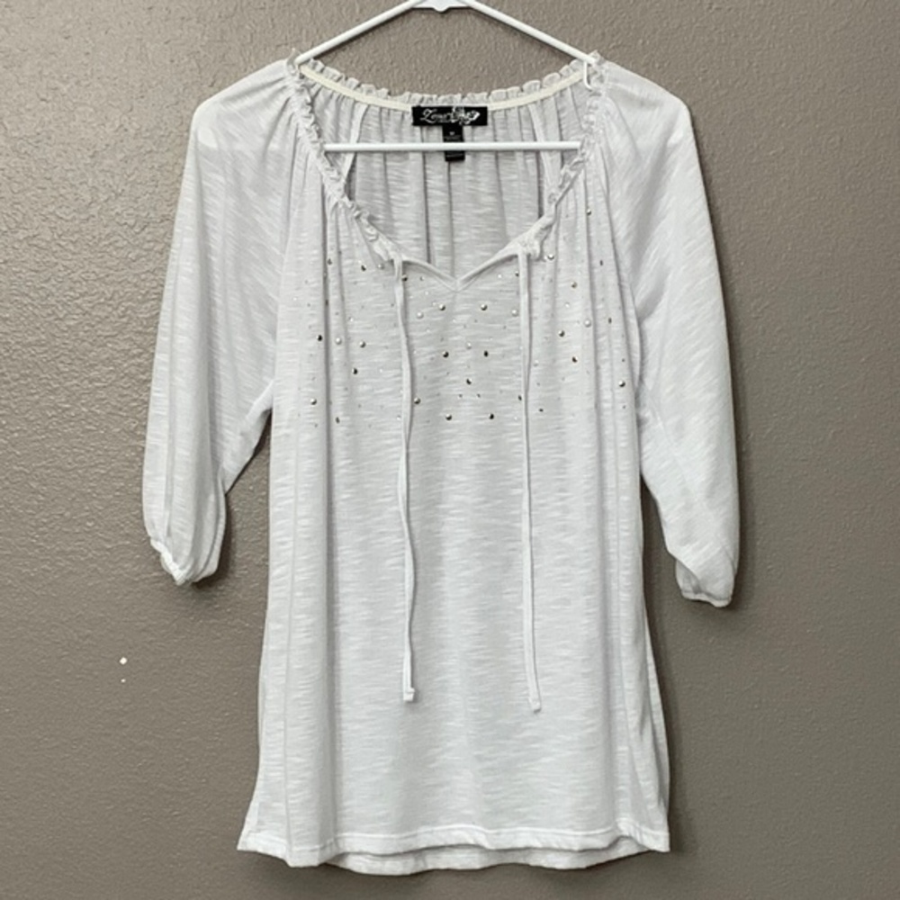 Lena Woman white 3/4 sleeve top with embellishments Medium